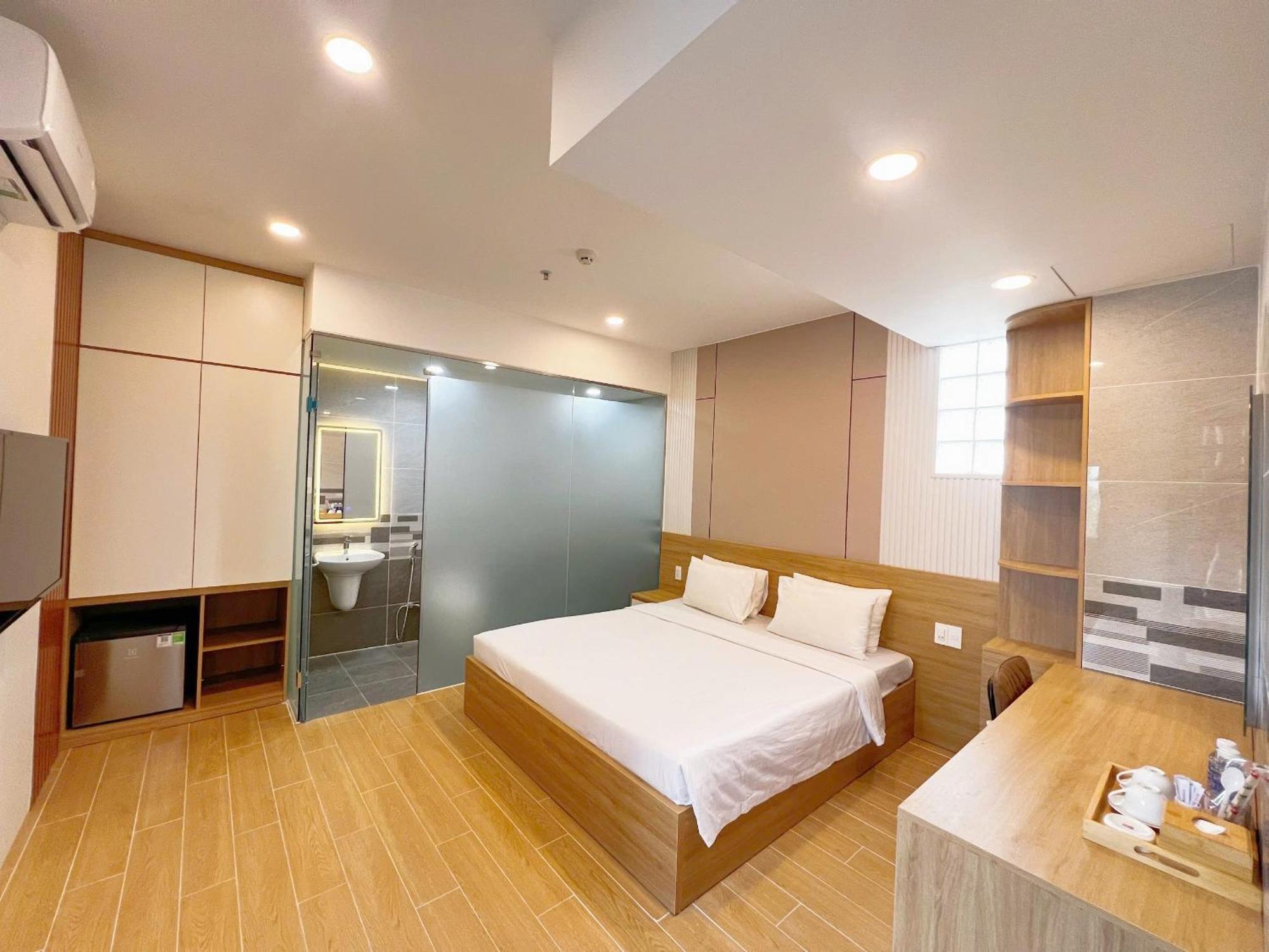 K&t San Bay Tsn-150m Tu Nha Ga T3 Hotel
